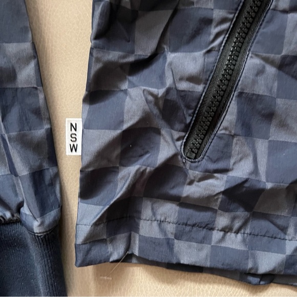 Nike Windrunner Jacket Checkered Red And Black NSW Size small - Picture 6 of 12